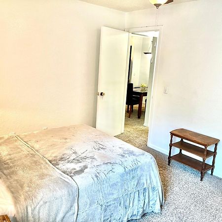 Daytona 2 Bed Apartment 10 Minutes To Beach With Balcony Port Orange Exterior foto